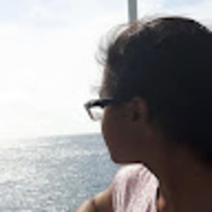 Meet your Posher, Larissa-stacy